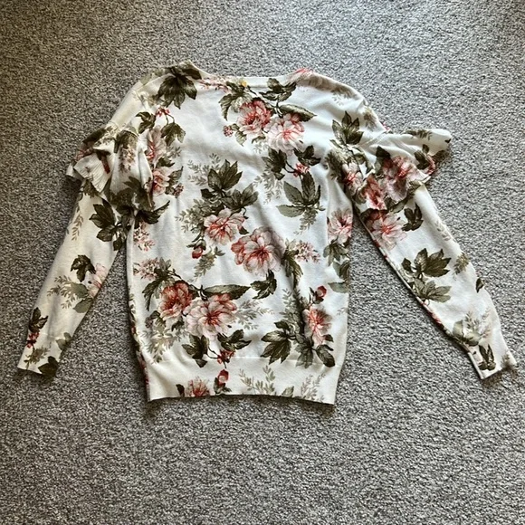 Anthropologie Harlyn Ruffled Floral long
Sleeve Sweater - Picture 3 of 7